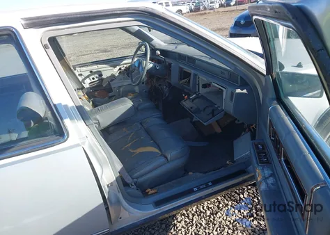 1986 Cadillac Deville Fleetwood из США, поврежденный, VIN 1G6CD6981G4255291